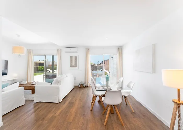 Βίλα Menta Relaxing Corner In Front Of The Ocean *