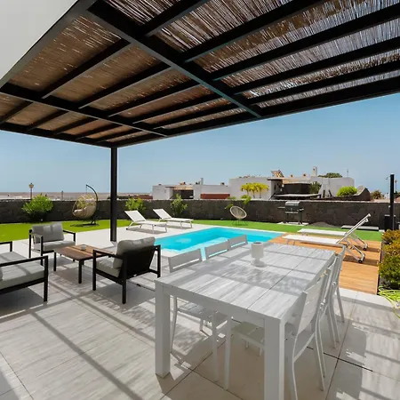 Villa Menta Relaxing Corner In Front Of The Ocean *